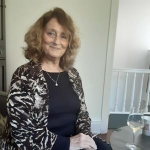 Meet your Posher, Joan